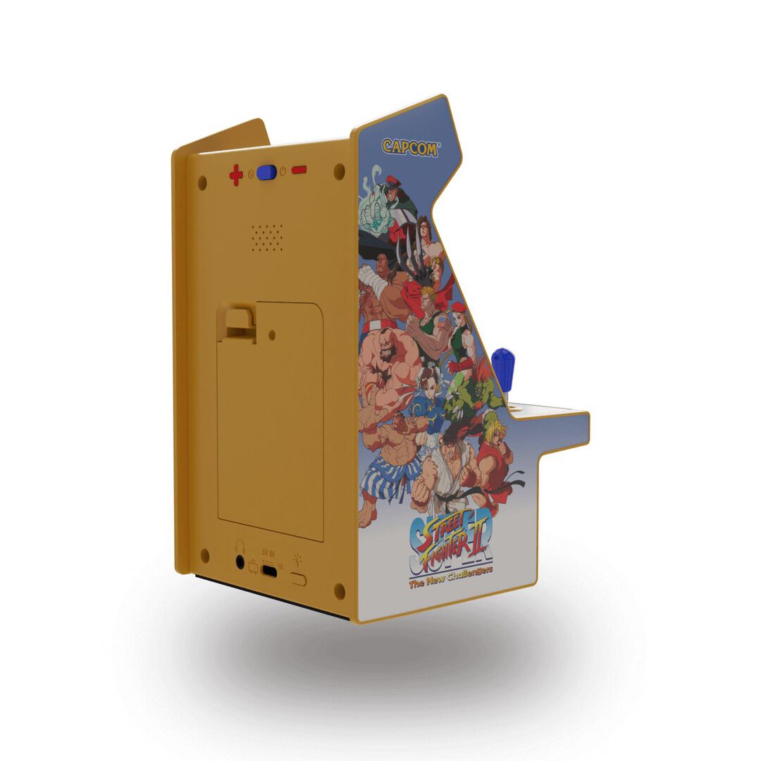 Micro Player Pro 6.7" Super Street Fighter II