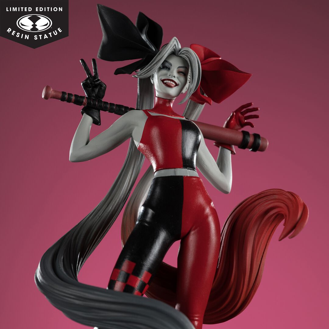 Statue | Harley Quinn Red White & Black By Alex Garner | Dc Direct | Mcfarlane