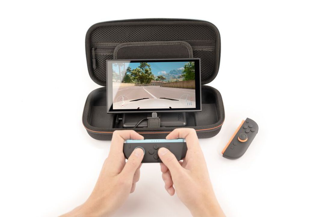 Pochette Avec Batterie Integree | Nacon | Noire