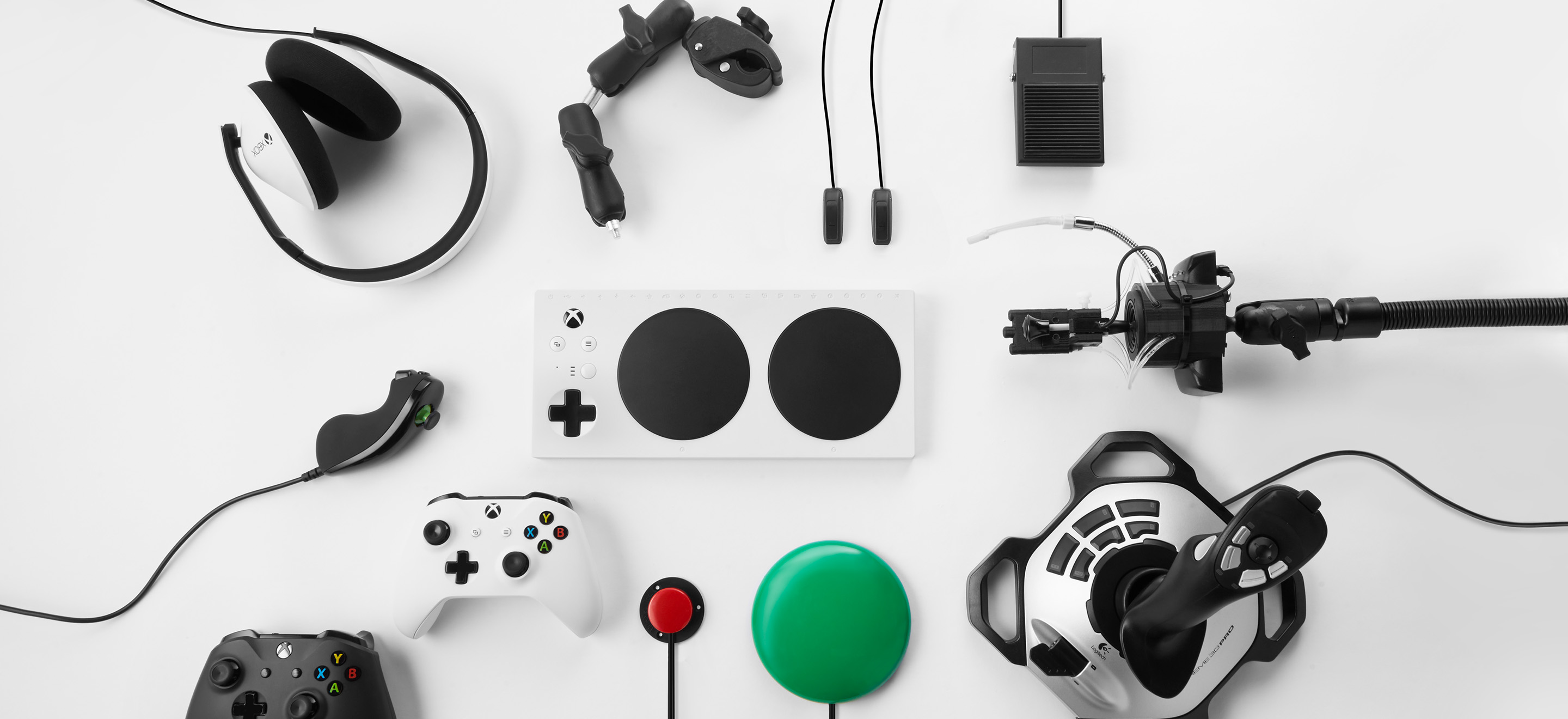 Xbox et sa manette d&eacute;di&eacute;e aux personnes en situation de handicap