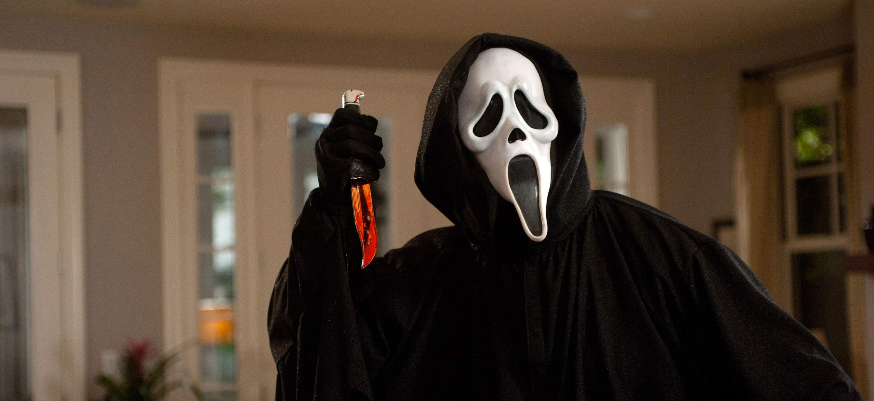 Ghostface a un costume pas du tout pratique pour un tueur&hellip;