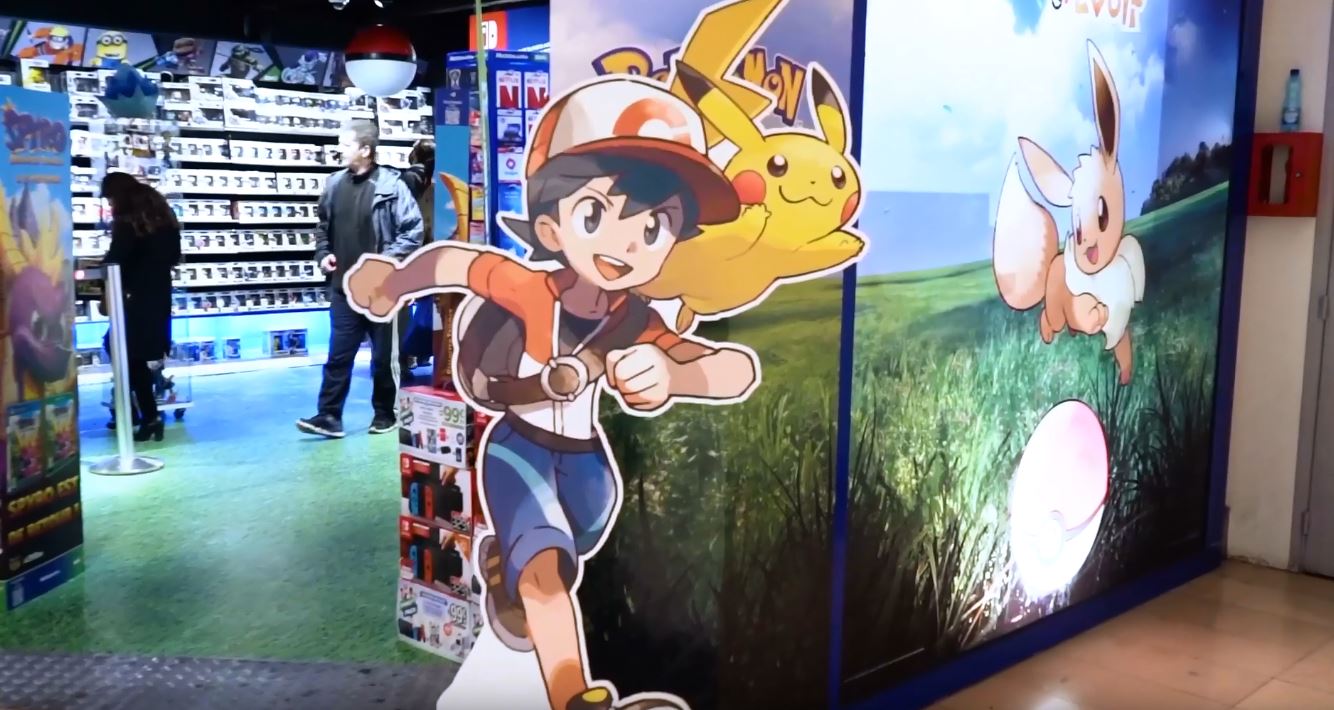 https://sfccdev.micromania.fr/on/demandware.static/-/Sites-Micromania-Library/default/dwb60b9701/fanzone/videos/plv-pikachu-evoli-magasin-micromania.jpg
