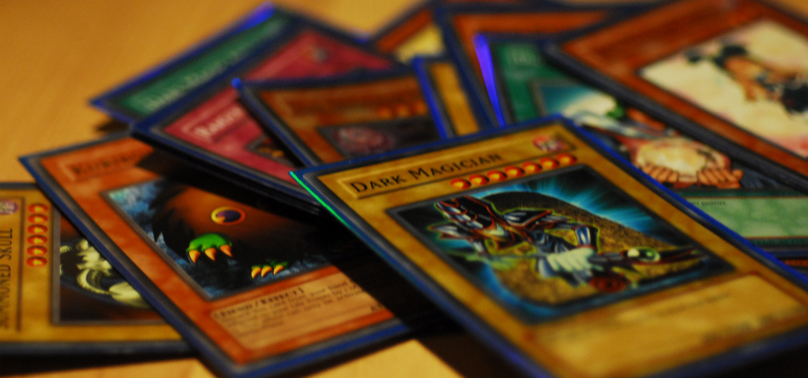 https://sfccdev.micromania.fr/on/demandware.static/-/Sites-Micromania-Library/default/dwdff3f9cf/fanzone/cartes/Yu-Gi-Oh!/YuGiOh!-1-BlocFanzone-2820x1320.jpg